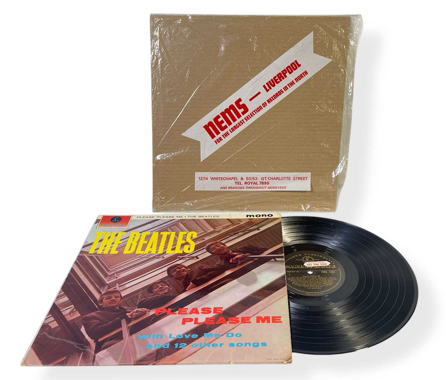 Lot 23 - THE BEATLES - PLEASE PLEASE ME LP (2ND UK BLACK & GOLD MONO COPY - FACTORY SAMPLE - PMC 1202)