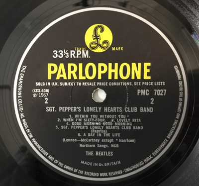 Lot 13 - THE BEATLES - SGT PEPPER LP (UK WIDE SPINE - PARLOPHONE - PMC 7027)