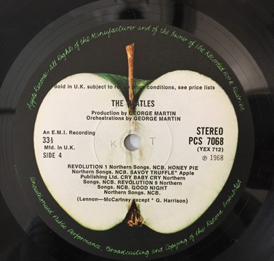 Lot 14 - THE BEATLES - WHITE ALBUM LP (COMPLETE UK STEREO - 0557616 - PCS 7067/ 68)