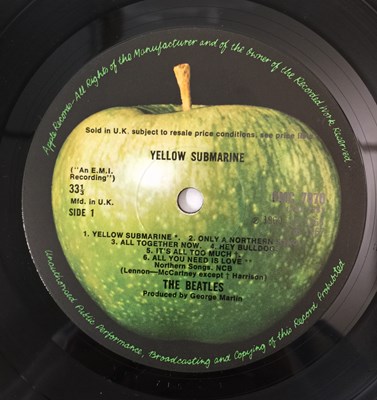 Lot 20 - THE BEATLES - YELLOW SUBMARINE LP (UK MONO ORIGINAL - PMC 7070)