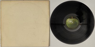 Lot 21 - THE BEATLES - WHITE ALBUM/ YELLOW SUBMARINE LP PACK