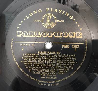 Lot 28 - THE BEATLES - PLEASE PLEASE ME LP (1ST UK MONO 'BLACK AND GOLD' - PMC 1202)