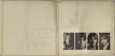 Lot 25 - THE BEATLES - WHITE ALBUM LP (UK STEREO 1ST/ FACTORY SAMPLE/ LOW NUMBER: 0002030 - PCS 7067/ 68)