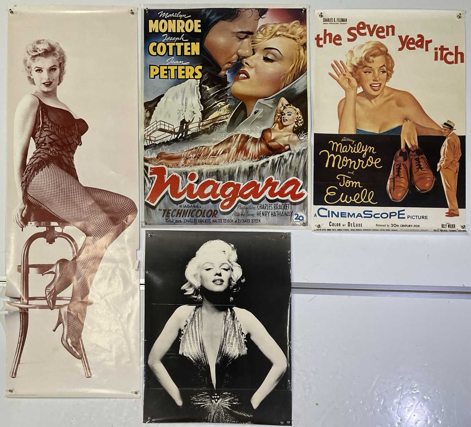 Lot 139 - MARILYN MONROE - BOOKS AND POSTERS.