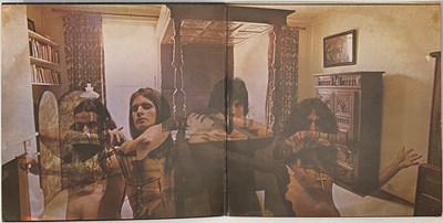 Lot 803 - BLACK SABBATH - SABBATH BLOODY SABBATH LP MISPRES (SIDE 2 PLAYS SIDE 2 FROM PARANOID - NEL 6017)