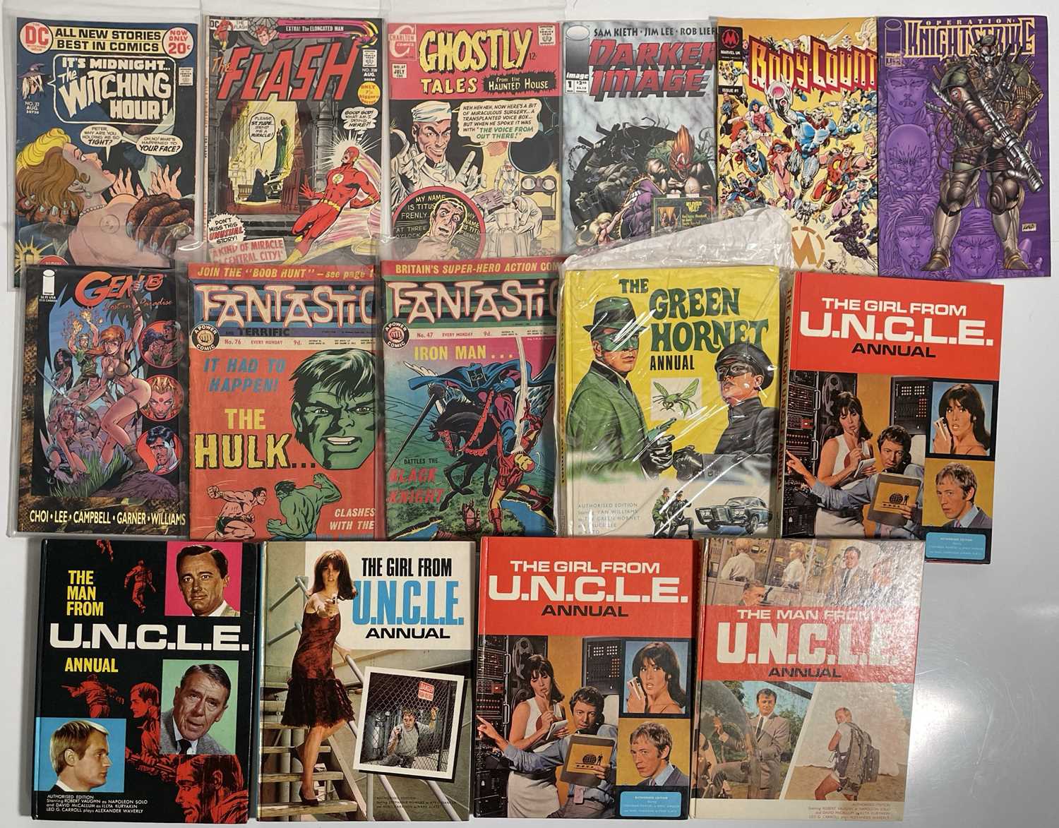 Lot 34 - COMICS INC MAN FROM U.N.C.L.E. ANNUALS / VINTAGE DC / FANTASTIC.