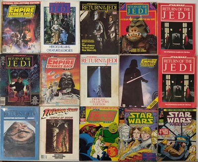 Lot 35 - STAR WARS - COLLECTION OF COMICS / ANNUALS / BOOKS.