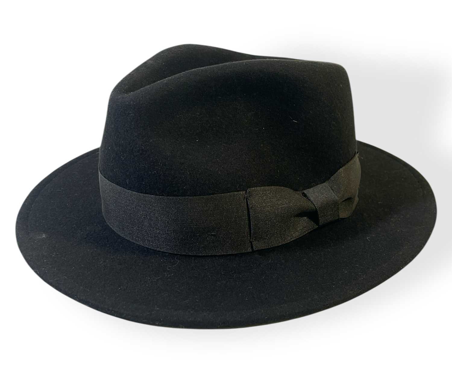 Lot 9 - PEAKY BLINDERS - PRODUCTION ISSUED HAT.