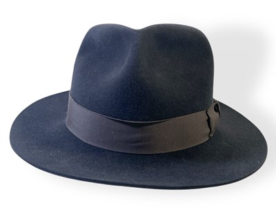Lot 41 - PEAKY BLINDERS - HELEN MCCRORY AS POLLY GRAY - PRODUCTION ISSUED HAT.