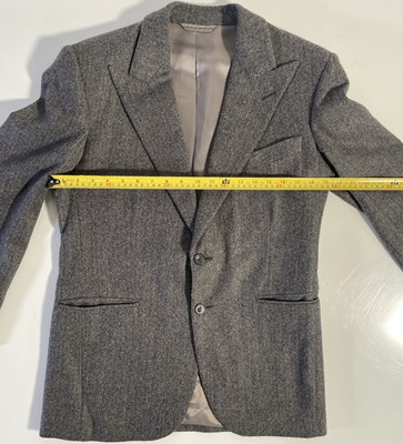 Lot 45 - PEAKY BLINDERS - CILLIAN MURPHY AS TOMMY SHELBY - LIKELY SCREEN WORN THREE PIECE SUIT.