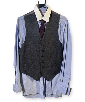 Lot 51 - PEAKY BLINDERS - CILLIAN MURPHY AS TOMMY SHELBY - LIKELY SCREEN WORN SUIT WITH SHIRT.