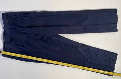 Lot 49 - PEAKY BLINDERS - CILLIAN MURPHY AS TOMMY SHELBY - LIKELY SCREEN WORN SUIT.