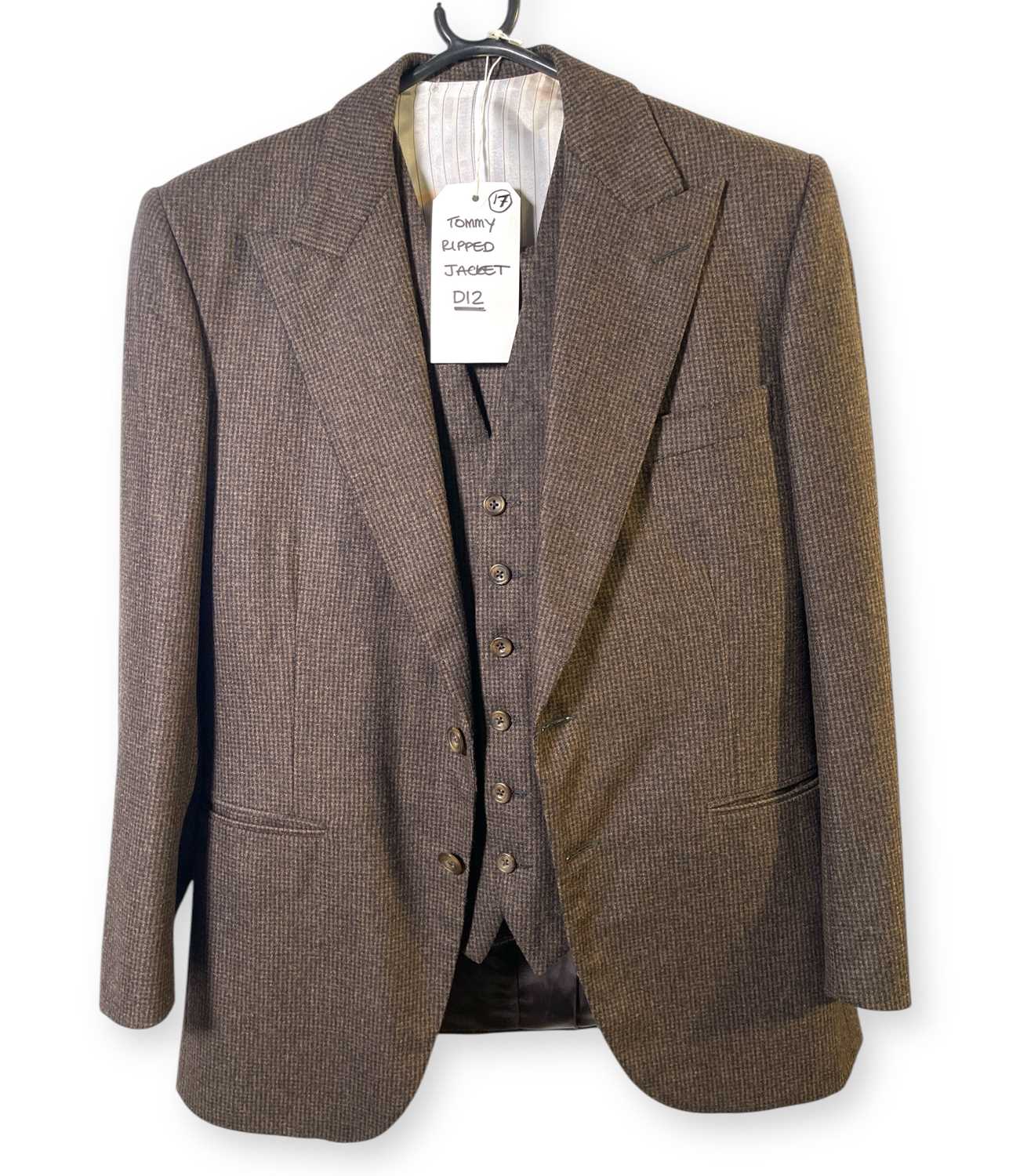 Lot 52 - PEAKY BLINDERS - CILLIAN MURPHY AS TOMMY SHELBY - LIKELY SCREEN WORN SUIT AND SHIRT.