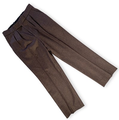 Lot 52 - PEAKY BLINDERS - CILLIAN MURPHY AS TOMMY SHELBY - LIKELY SCREEN WORN SUIT AND SHIRT.