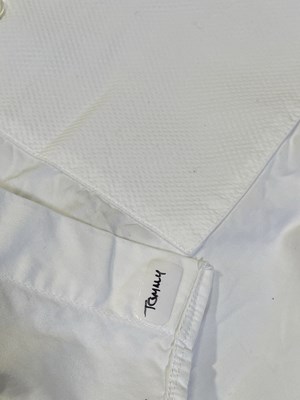 Lot 17 - PEAKY BLINDERS - CILLIAN MURPHY AS TOMMY SHELBY - PRODUCTION ISSUED SHIRT.