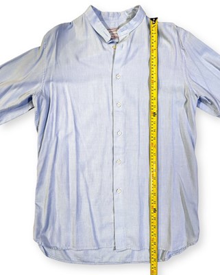 Lot 25 - PEAKY BLINDERS - CILLIAN MURPHY AS TOMMY SHELBY - PRODUCTION ISSUED SHIRT.