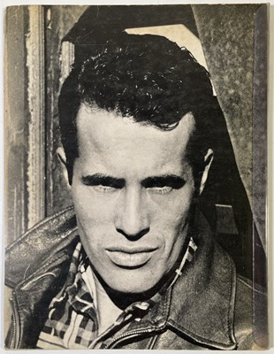 Lot 376 - FILM MEMORABILIA - ORGINAL BOOKLET FOR KENNETH ANGER - MAGICK LANTERN CYCLE AND WITH SIGNED LETTER.