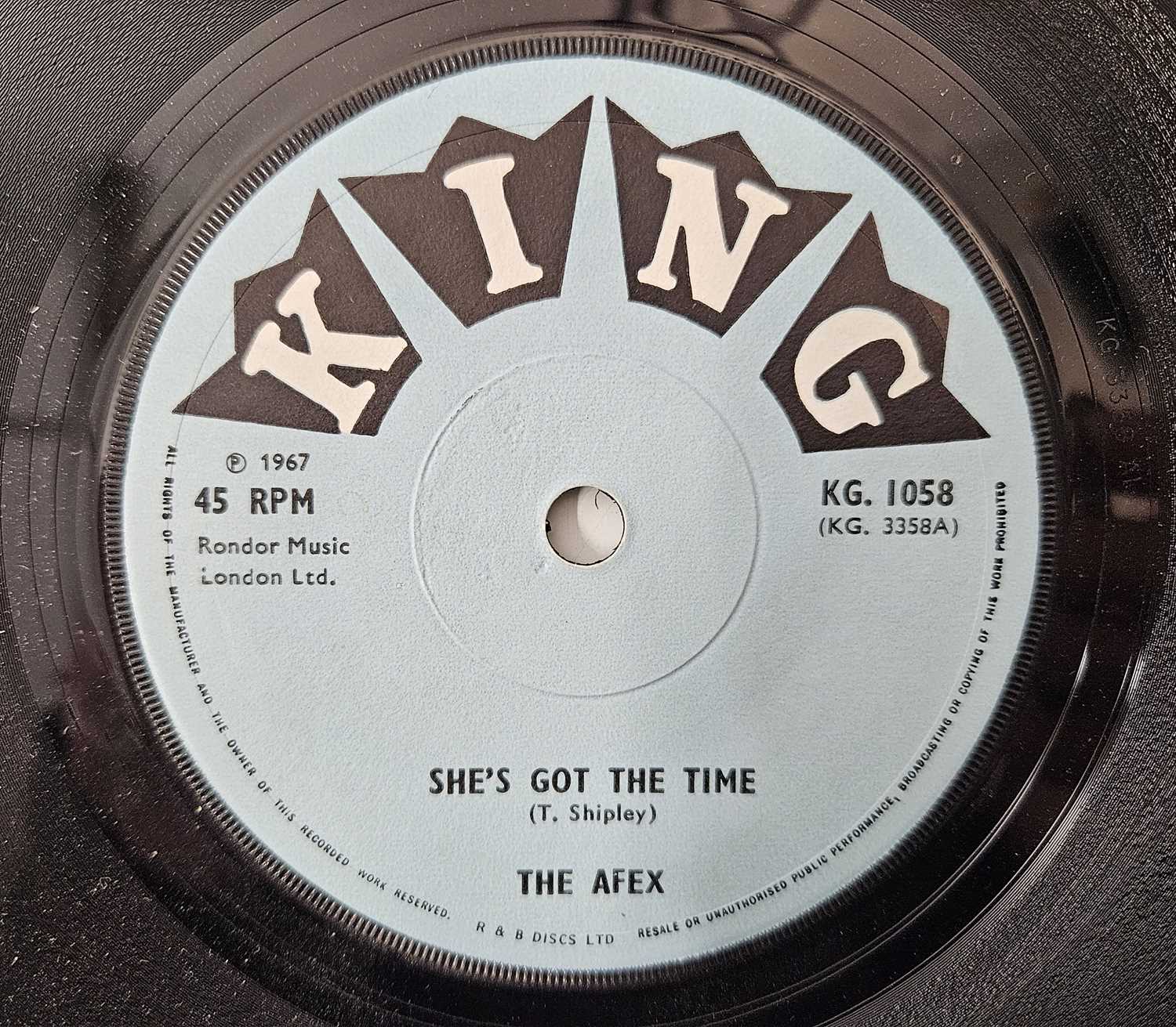 Lot 55 - THE AFEX - SHE'S GOT THE TIME 7" (ORIGINAL UK COPY - KING KG 1058)