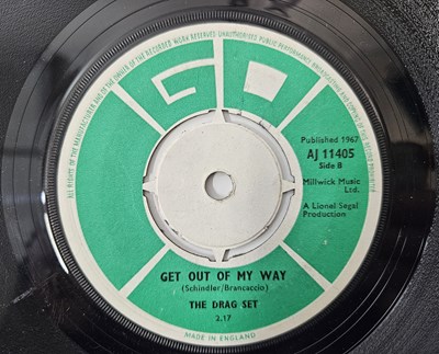 Lot 198 - THE DRAG SET - DAY AND NIGHT 7" (ORIGINAL UK COPY - GO RECORDS AJ 11405)