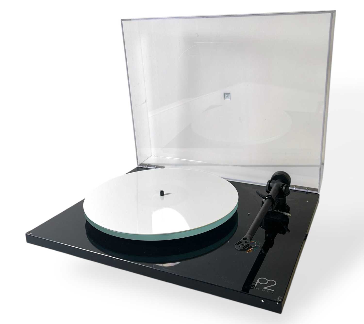 Lot 3 - REGA PLANAR 2 TURNTABLE - BLACK.