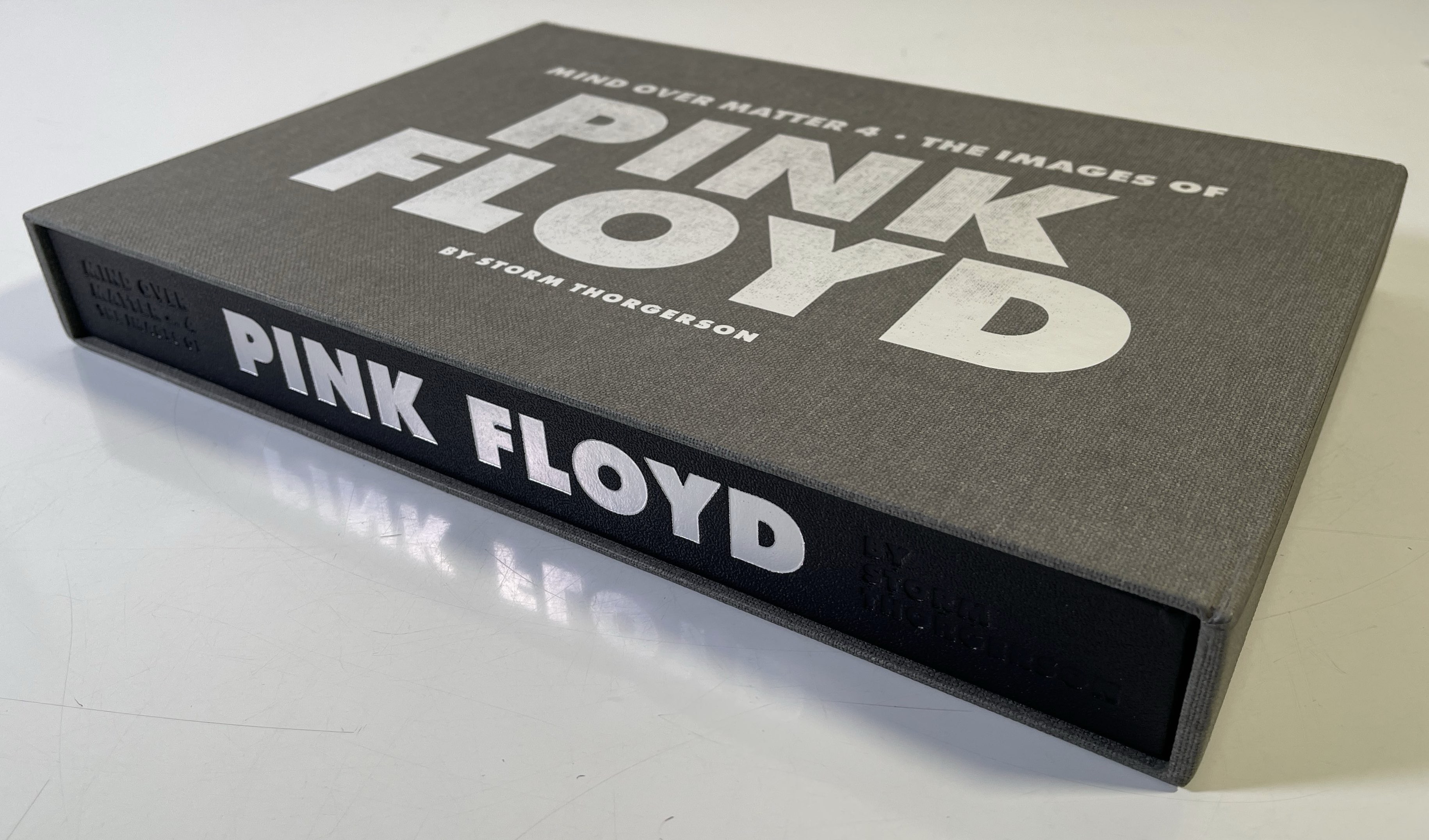 Lot 87 - PINK FLOYD - MIND OVER MATTER - THE IMAGES OF