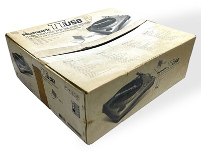 Lot 5 - HIFI EQUIPMENT (ROTEL, AIWA, NUMARK).