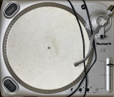 Lot 5 - HIFI EQUIPMENT (ROTEL, AIWA, NUMARK).