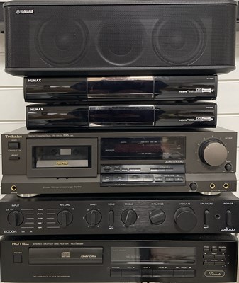 Lot 15 - HIFI EQUIPMENT + MANA ACOUSTICS STAND.
