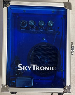 Lot 22 - GUITAR AMPLIFIERS AND EMINENCE BETA-8A SPEAKER CONE.