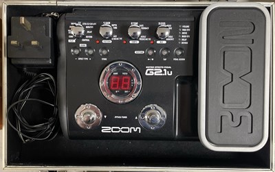 Lot 27 - GUITAR EFFECT PEDAL AND SPARE GUITAR PARTS.