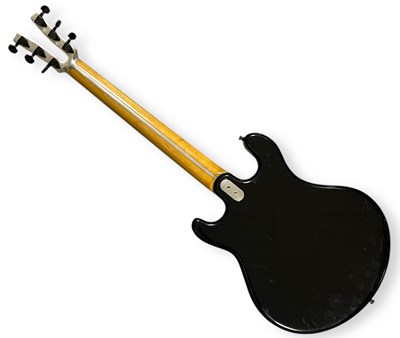 Lot 40 - KRAMER 250G ALUMINIUM HEADSTOCK ELECTRIC GUITAR - BLACK.