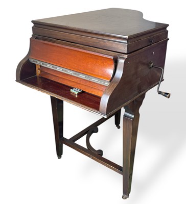 Lot 33 - ANTIQUE PHONOGRAPH WITH ROCK N ROLL 78RPM COLLECTION.