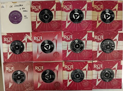 Lot 877 - ELVIS PRESELY UK HMV, RCA AND RCA REISSUES 7" COLLECTION