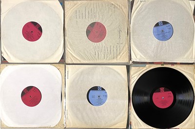Lot 19 - THE KINKS - LP PACK