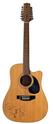 Lot 413 - DAVID BOWIE OWNED AND USED SIGNED TAKAMINE ACOUSTIC ELECTRIC GUITAR.