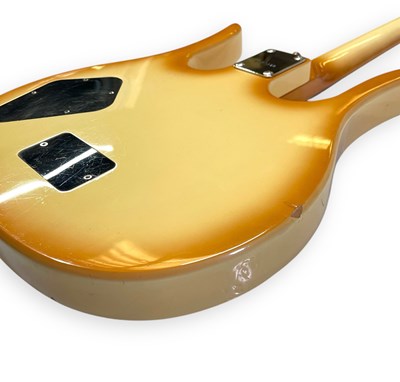 Lot 392 - THE PAUL HEMMINGS COLLECTION- THE LA'S - LEGENDARY LEE MAVERS USED HONDO DANELECTRO GUITAR.