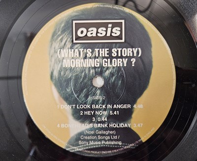 Lot 10 - OASIS - (WHAT'S THE STORY) MORNING GLORY LP (UK ORIGINAL - DAMONT - CRE LP 189)