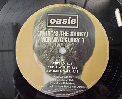 Lot 14 - OASIS - (WHAT'S THE STORY) MORNING GLORY LP (UK ORIGINAL - DAMONT - CRE LP 189)