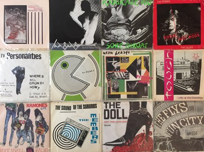 Lot 701 - PUNK/NEW WAVE/2 TONE - 7"