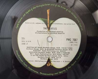 Lot 8 - THE BEATLES - WHITE ALBUM LP (ORIGINAL UK COPY - NUMBER 0001971)