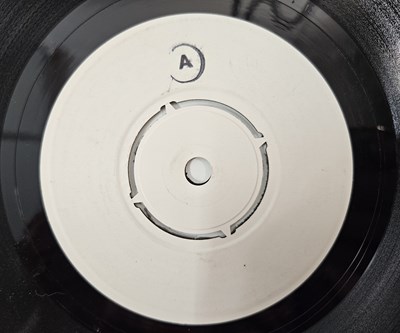 Lot 49 - THE SMITHS - WHAT DIFFERENCE DOES IT MAKE? 7" (WHITE LABEL TEST PRESSING - RT 146)