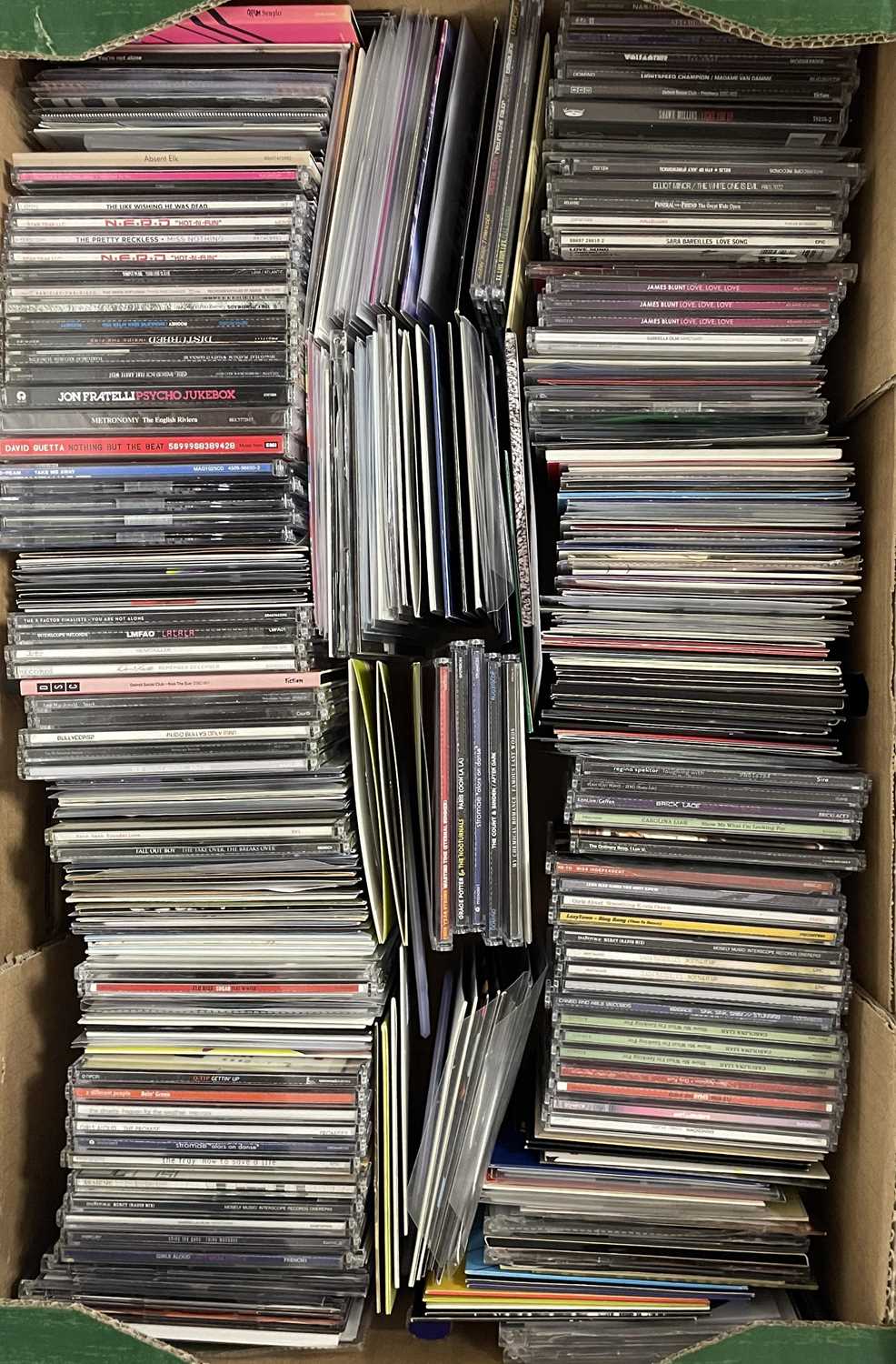 Lot 53 - POP / ROCK / MIXED - CD SINGLES / CD COLLECTION