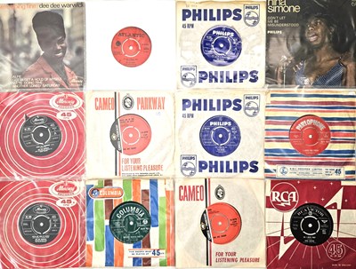 Lot 339 - SOUL - FEMALES - 7" PACK