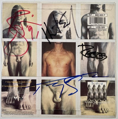 Lot 568 - DAVID BOWIE - FULLY SIGNED TIN MACHINE 7" SLEEVE.