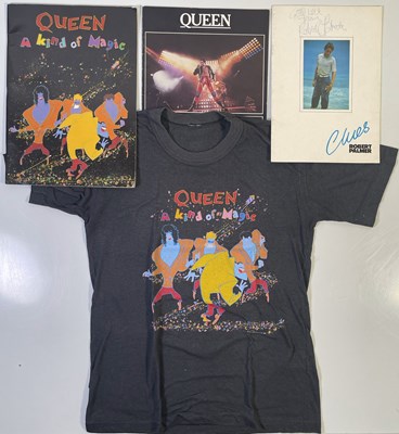 Lot 421 - QUEEN / ROBERT PALMER - MEMORABILIA INC ROBERT PALMER SIGNED / QUEEN T-SHIRT.