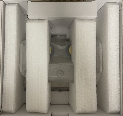 Lot 2 - BLUE AURA V40 SE BLACKLINE BLUETOOTH TUBE AMPLIFIER.