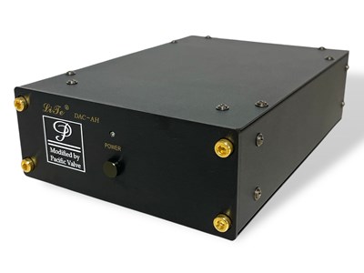 Lot 6 - LI TE DAC-AH DIGITAL TO ANALOGUE CONVERTER MODIFIED BY PACIFIC VALVE.