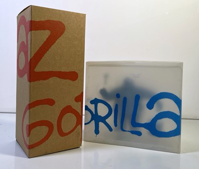 Lot 94 - GORILLAZ KIDROBOT FIGURINES.