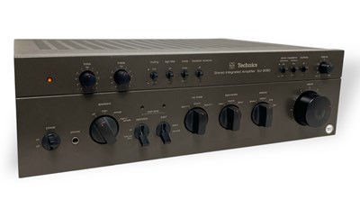 Lot 26 - TECHNICS SU-8080 STEREO INTEGRATED AMPLIFIER