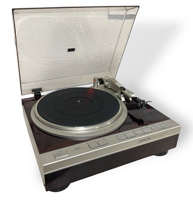Lot 29 - DENON DP-47F DIRECT DRIVE TURNTABLE